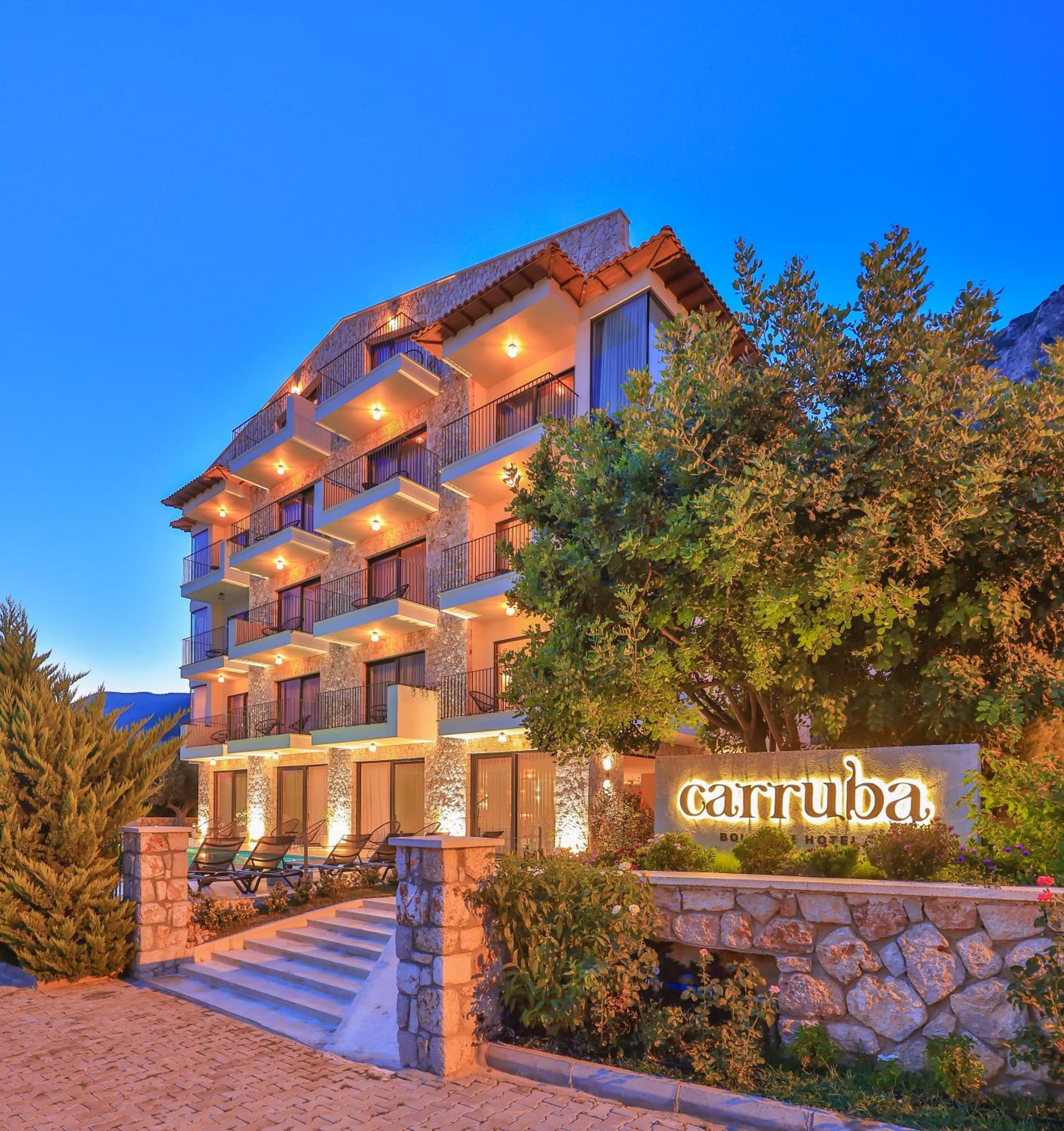 Carruba Boutique Hotel - Image 1