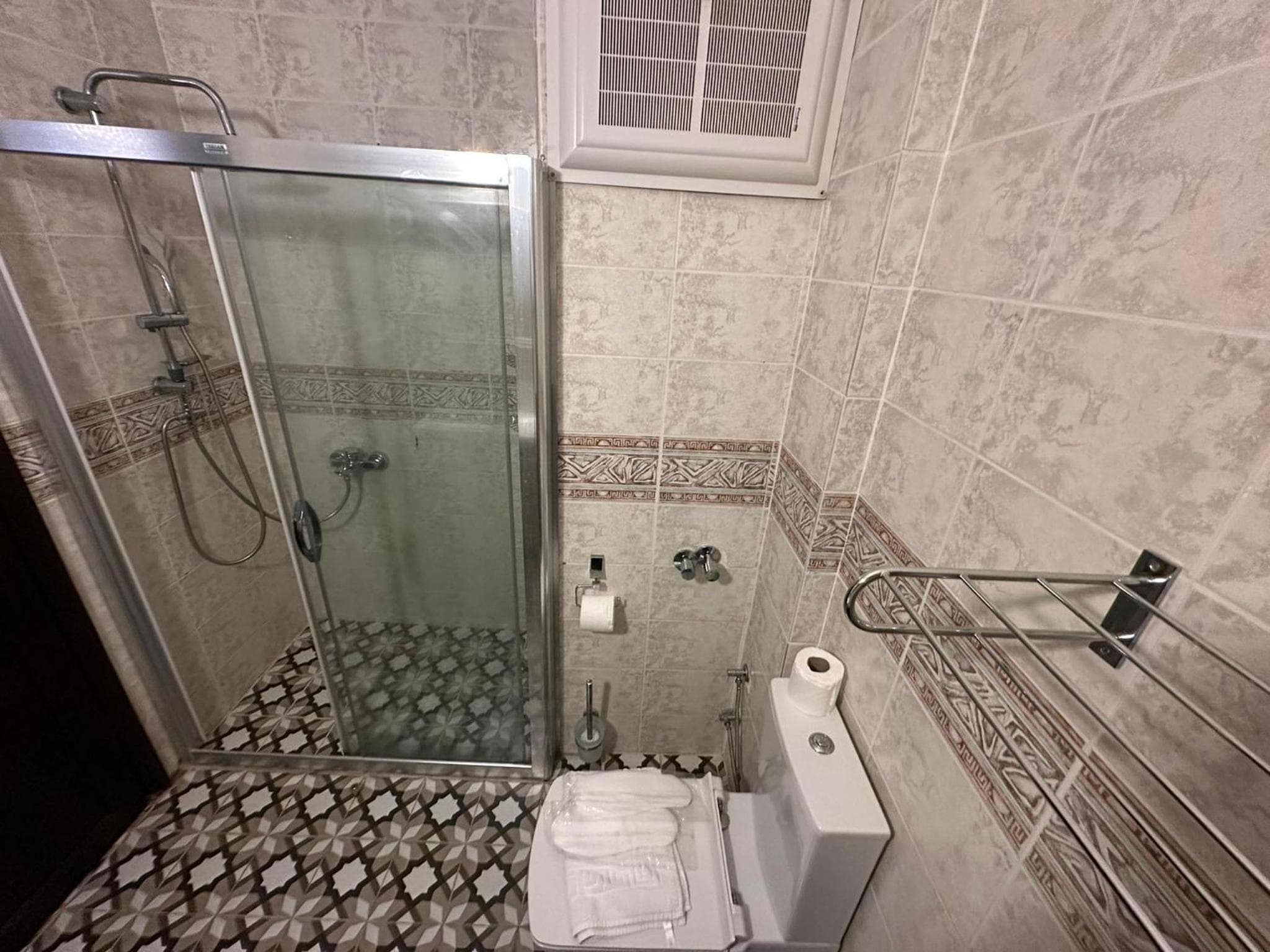 Akkent Garden Otel - Image 1