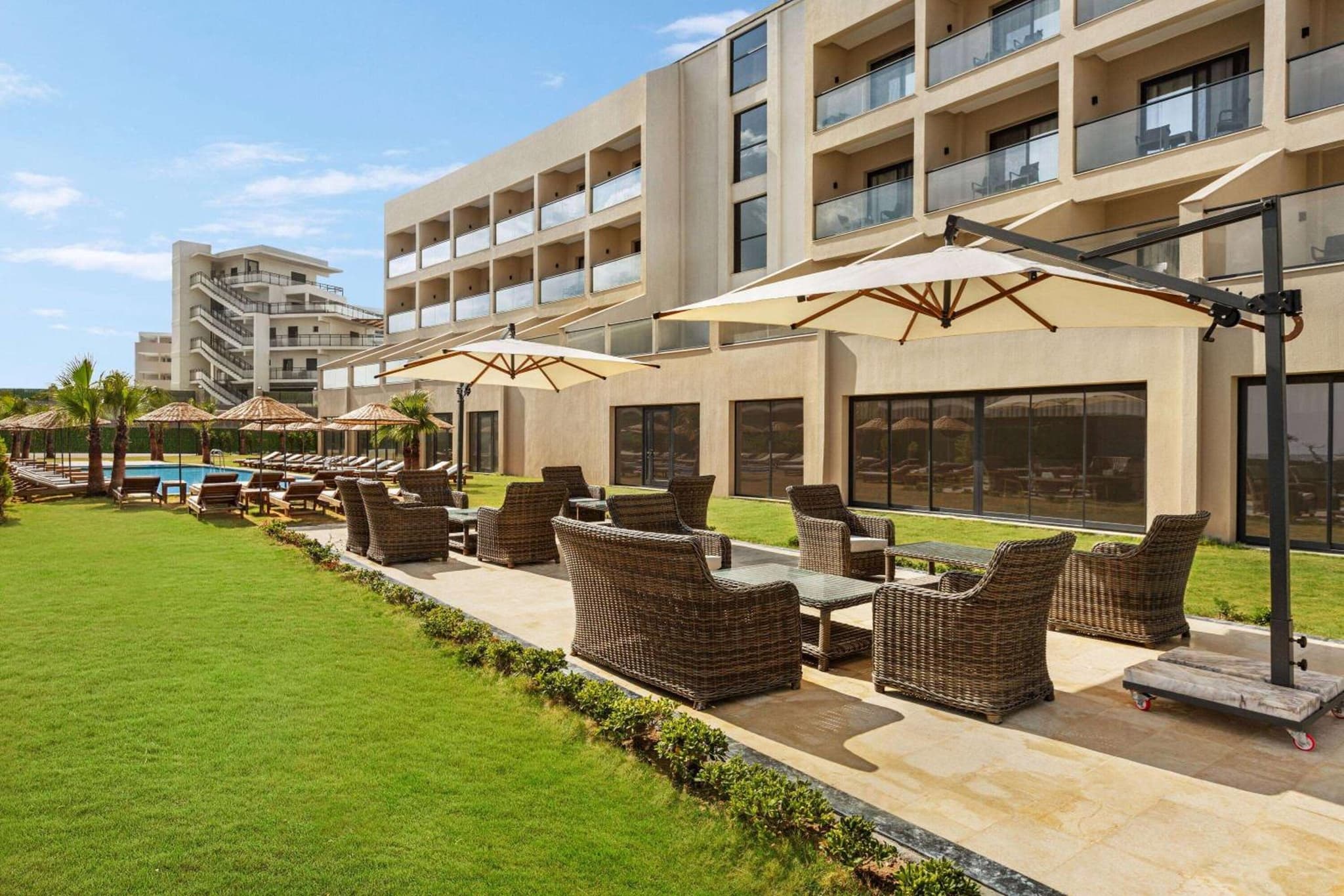 Ramada by Wyndham Cesme - Image 2