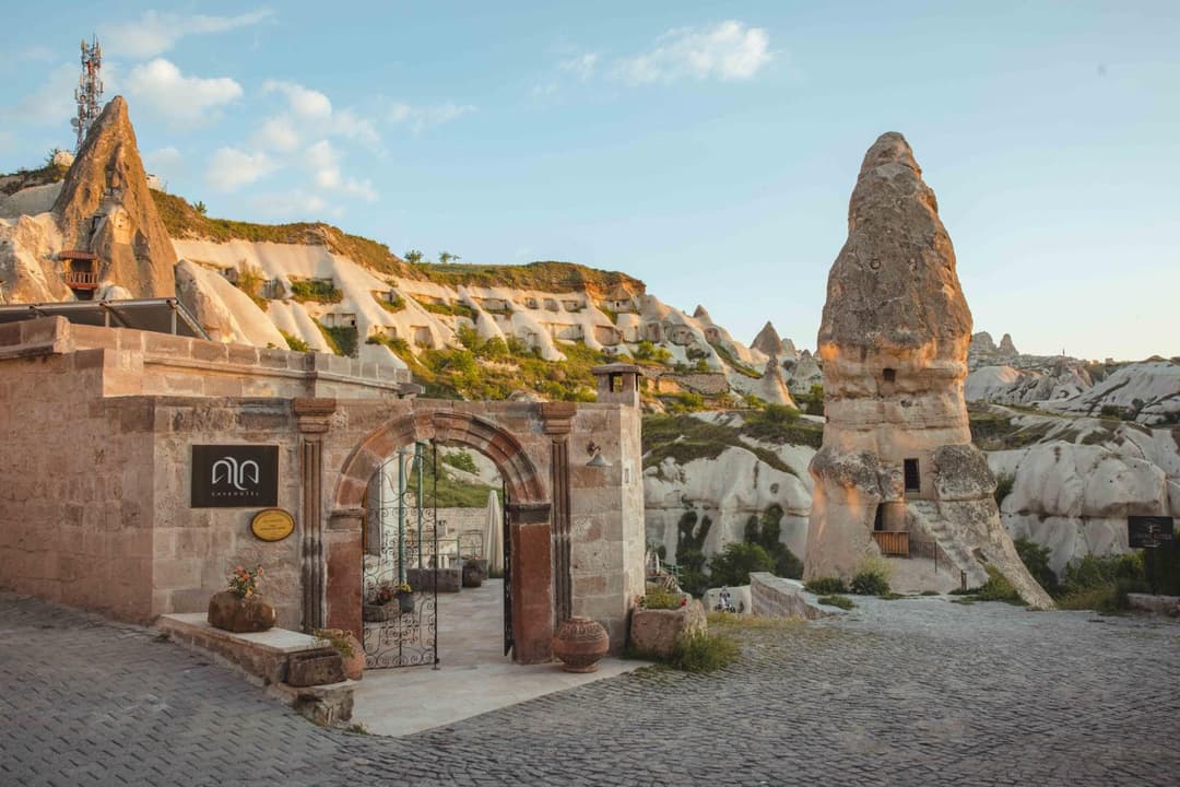 Aza Cave Kapadokya