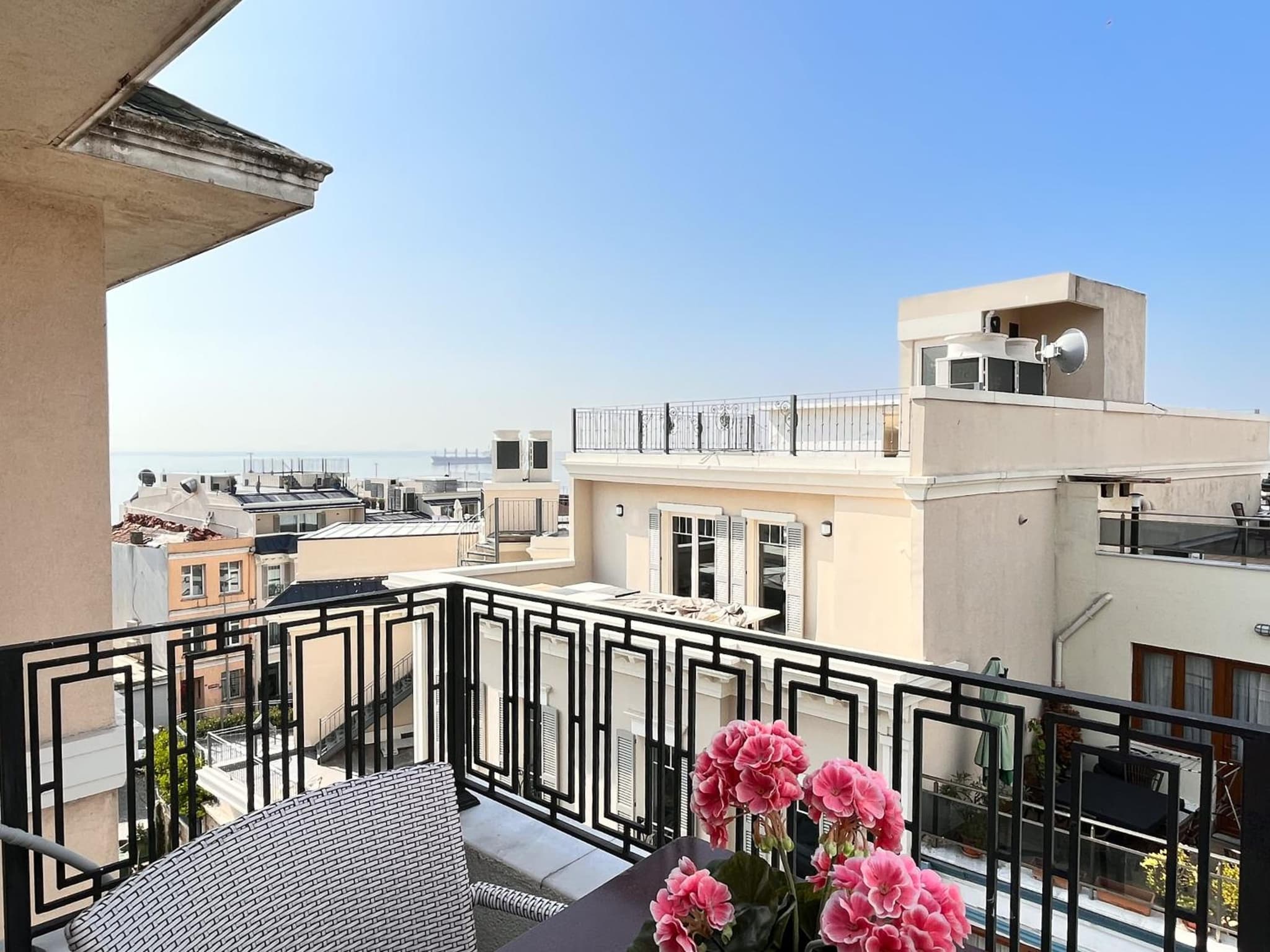 Aren Suites - Image 4