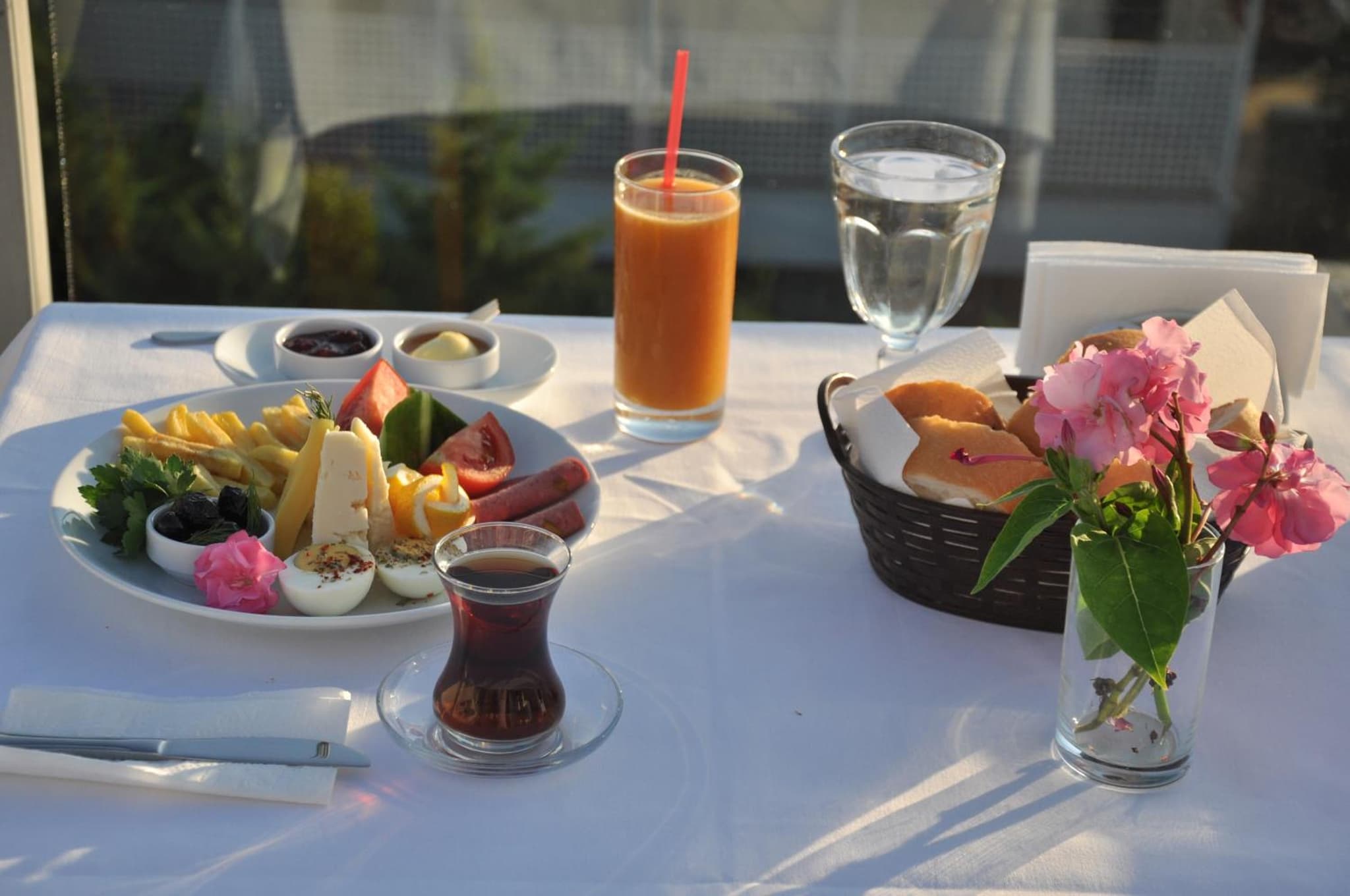 Island Otel - Image 2