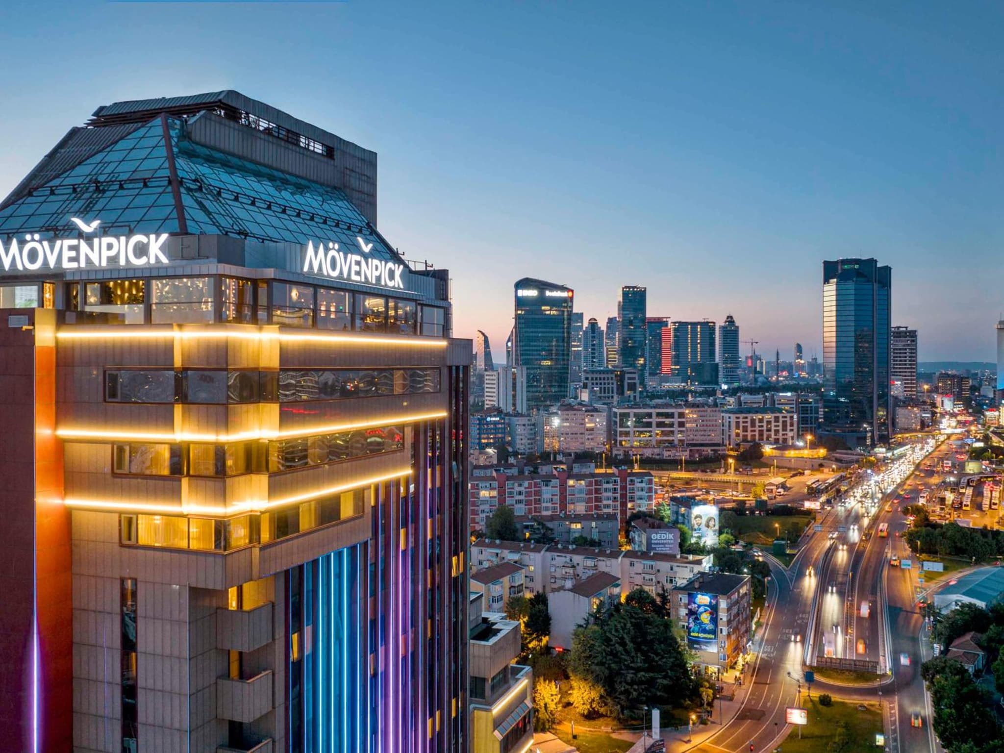 Mövenpick Hotel Istanbul Bosphorus - Image 1
