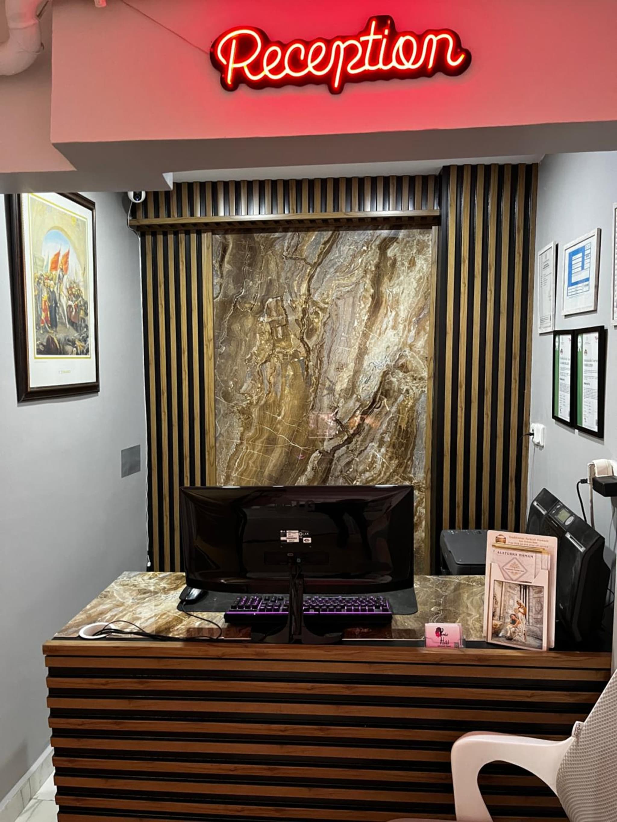 Pembe Otel - Image 4