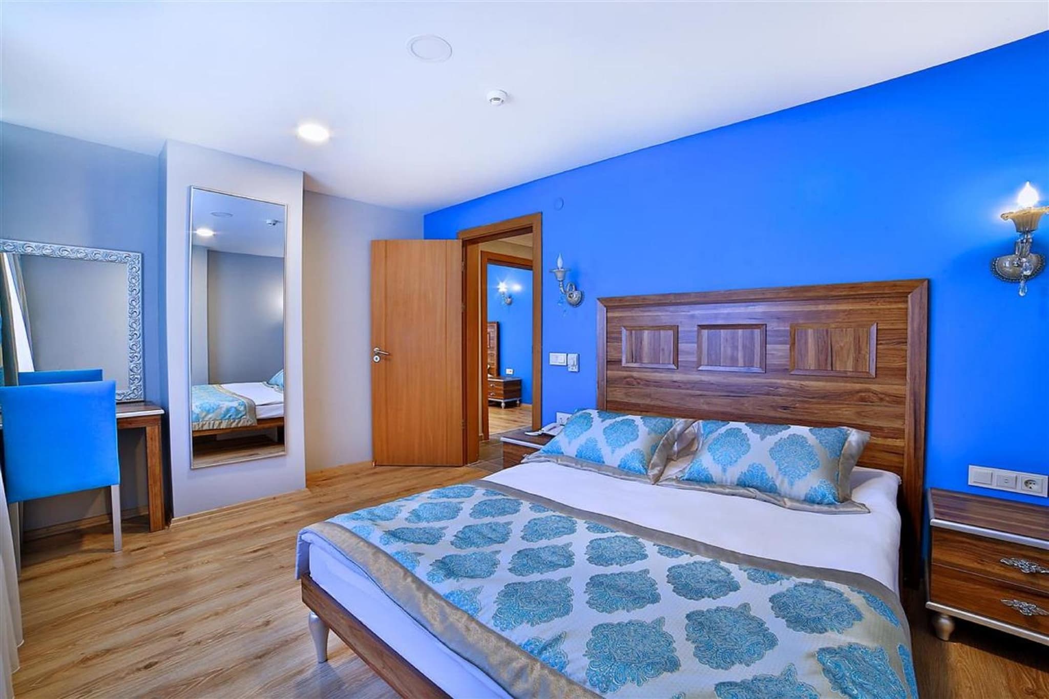 The Hera Premium Hotels - Image 1