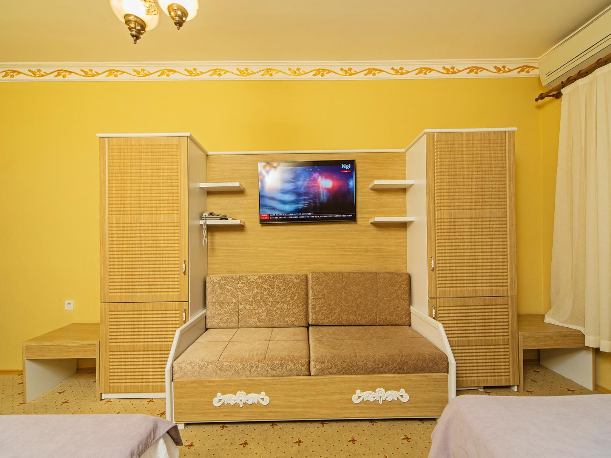 Modern Sultan Hotel - Image 4