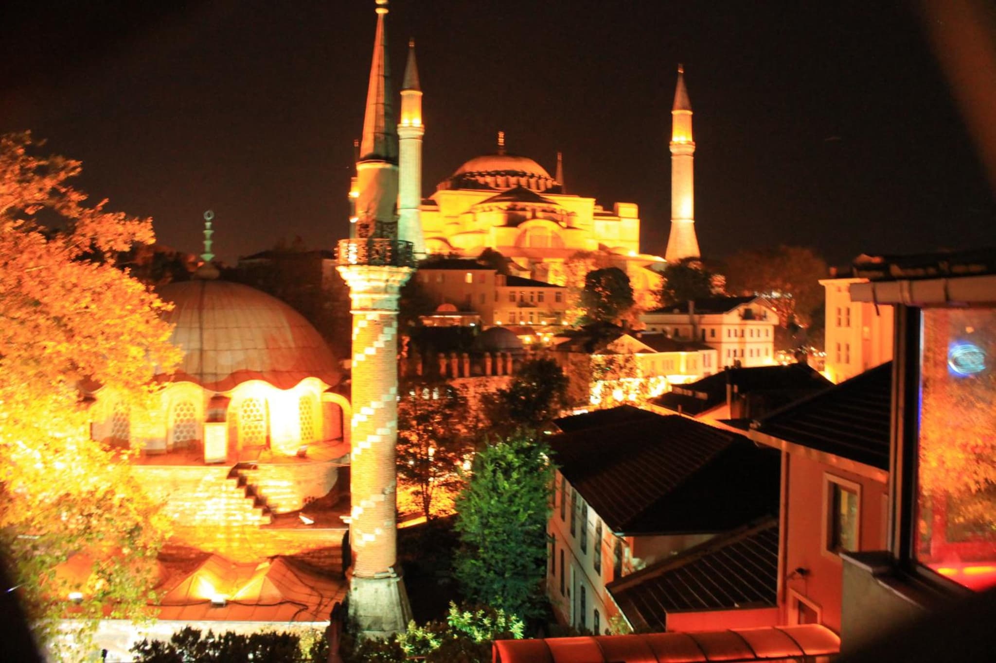 Modern Sultan Hotel - Image 1