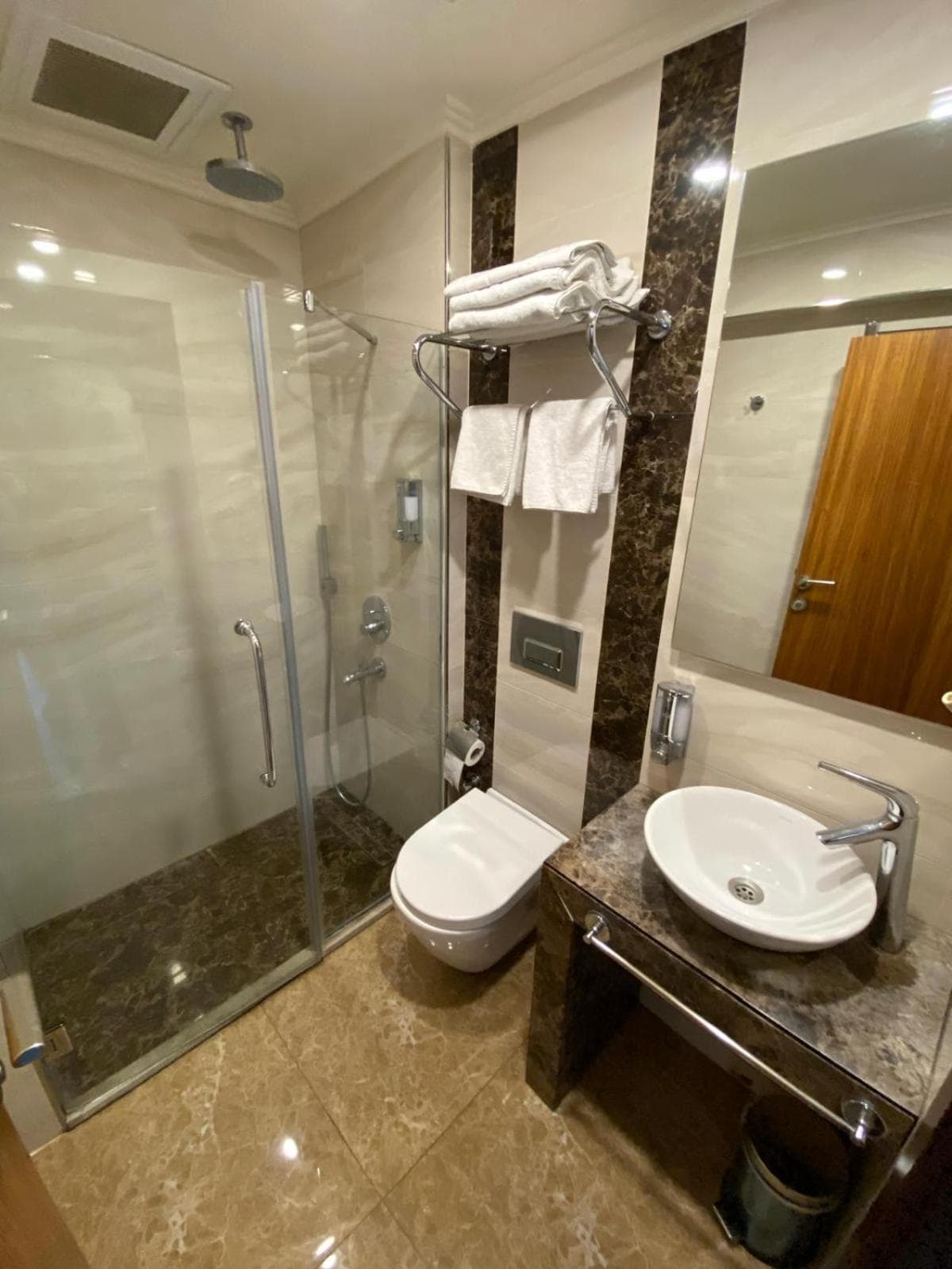 Fimka Hotel - Image 1