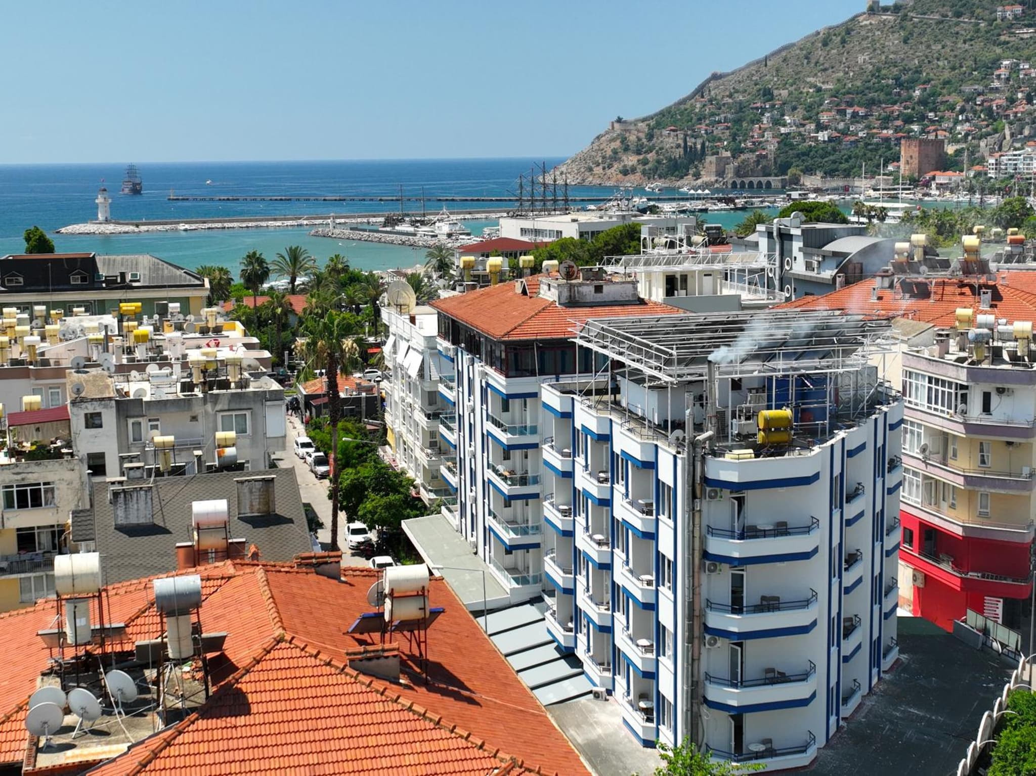 Gurses Life Hotel - Image 1