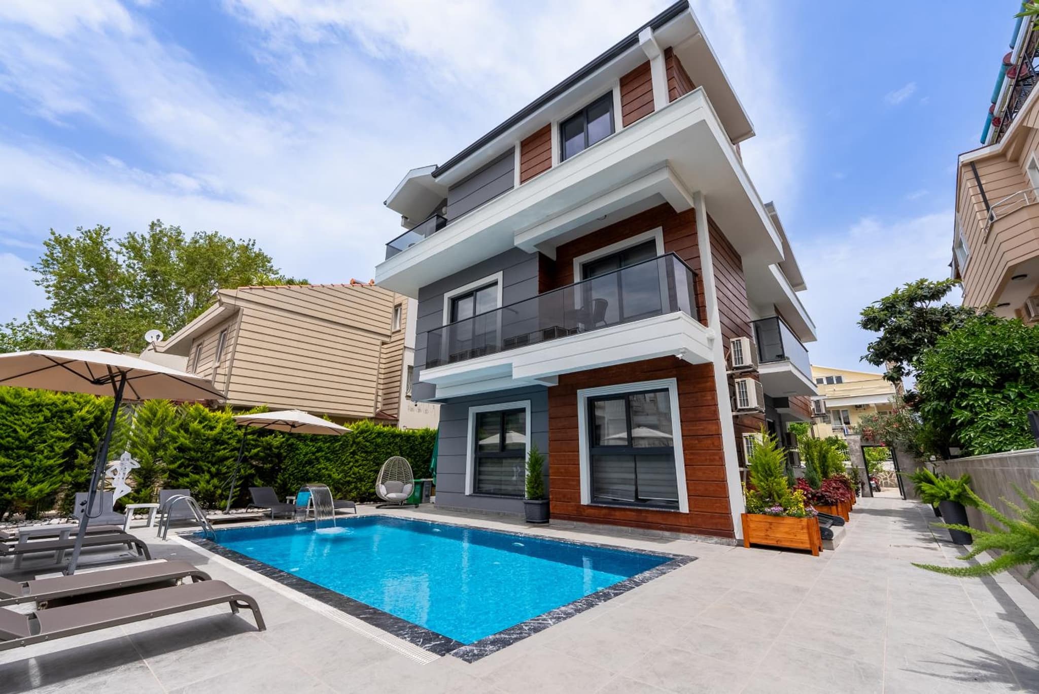 EURONOVA HOTEL & SUiTES - Image 1