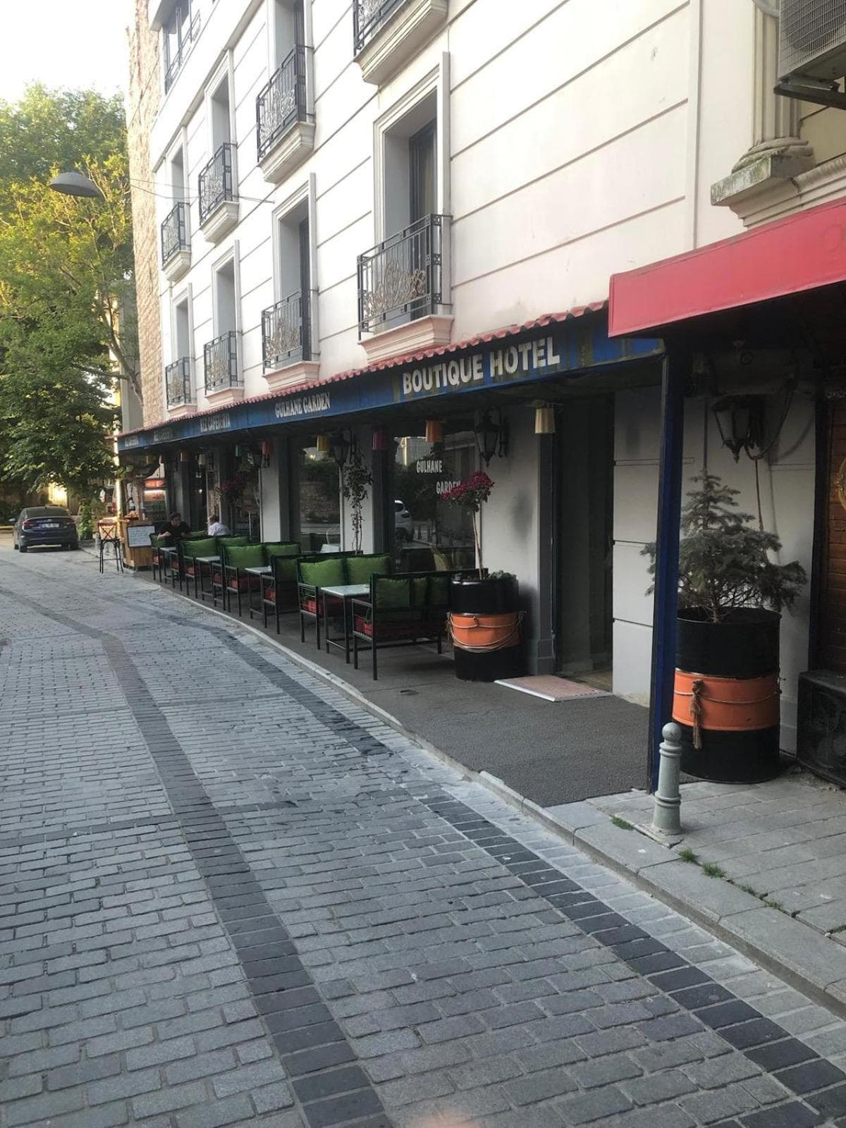 Gulhane Garden Hotel - Image 1