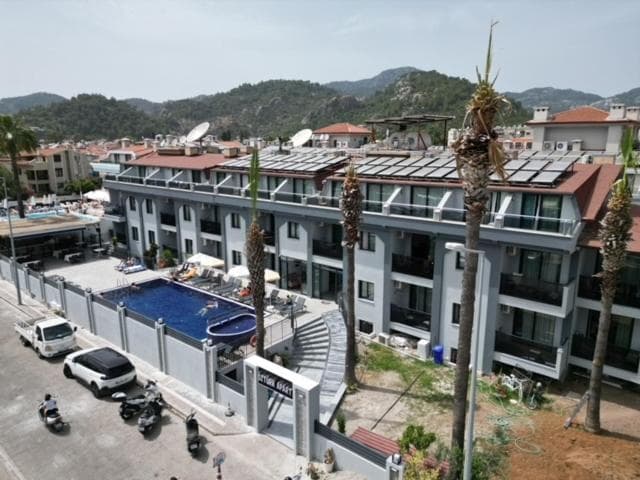 Ozturk Apart Hotel - Image 1