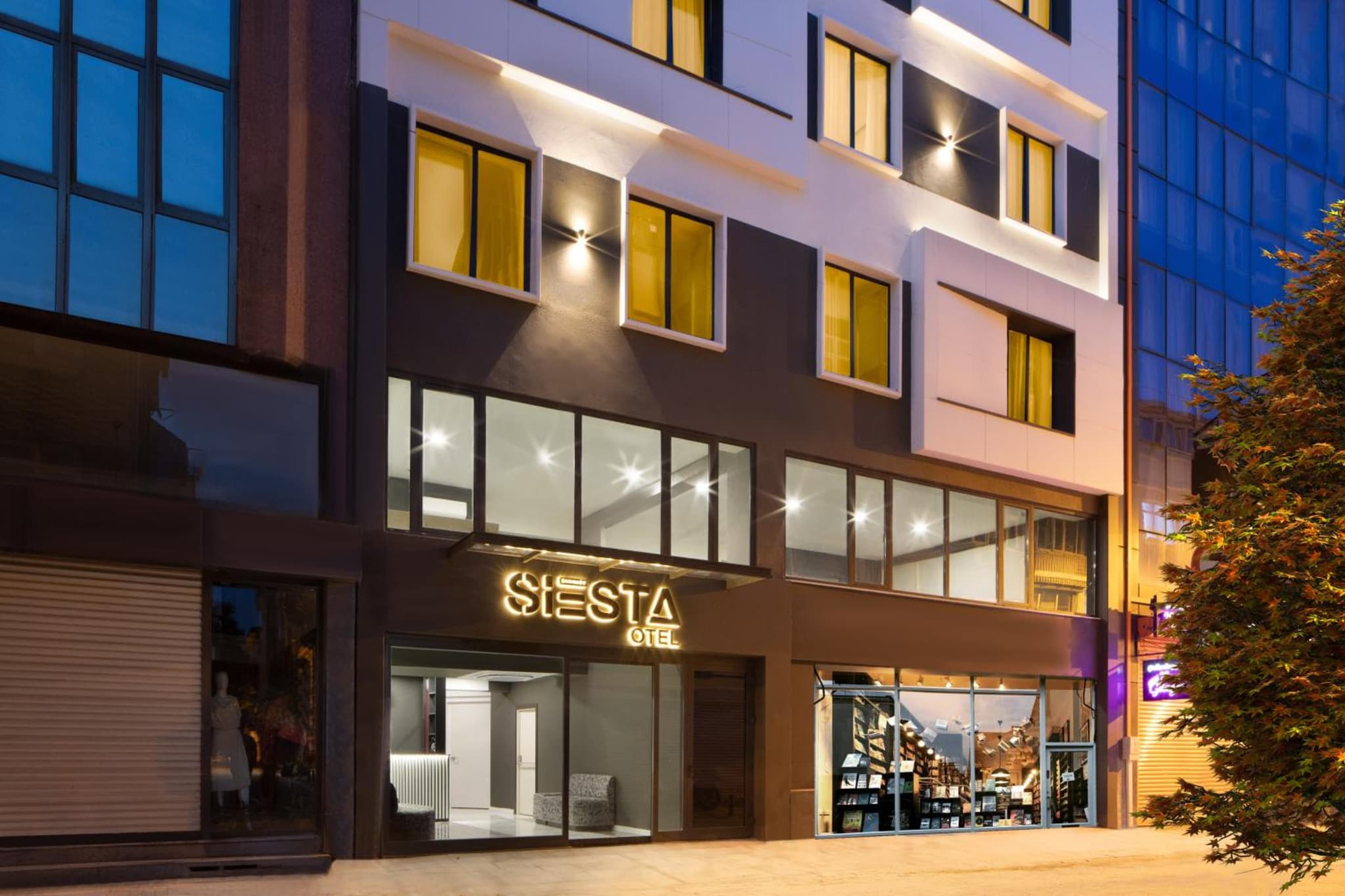 Siesta Hotel Bakırköy - Image 1
