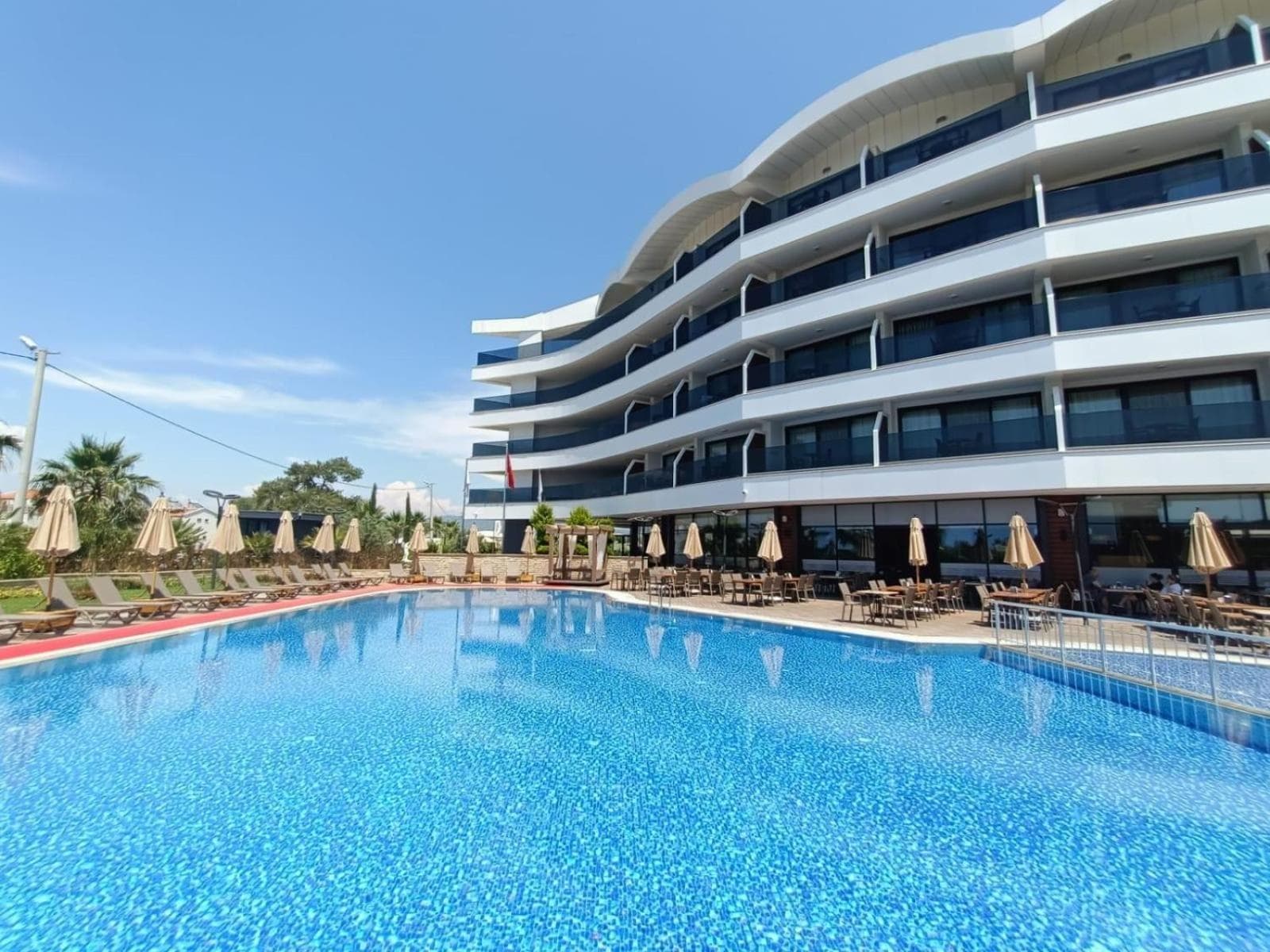 Seven For Life Thermal Hotel - Image 1