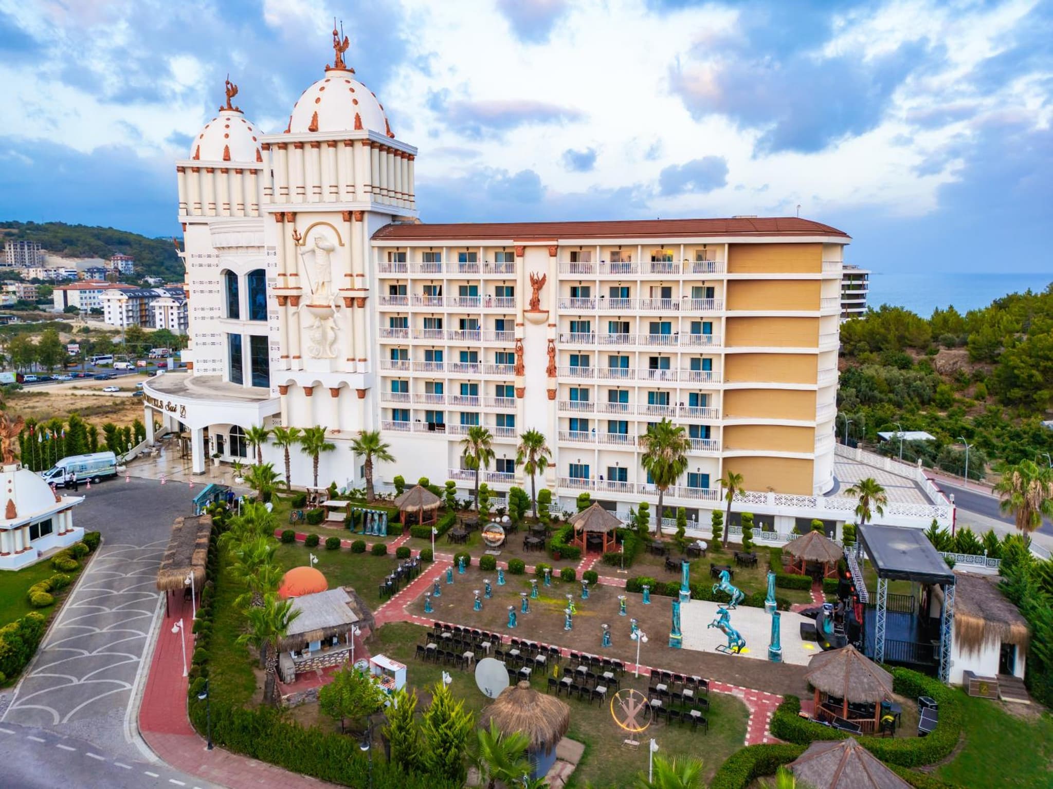 Oz Hotels Sui - Image 1