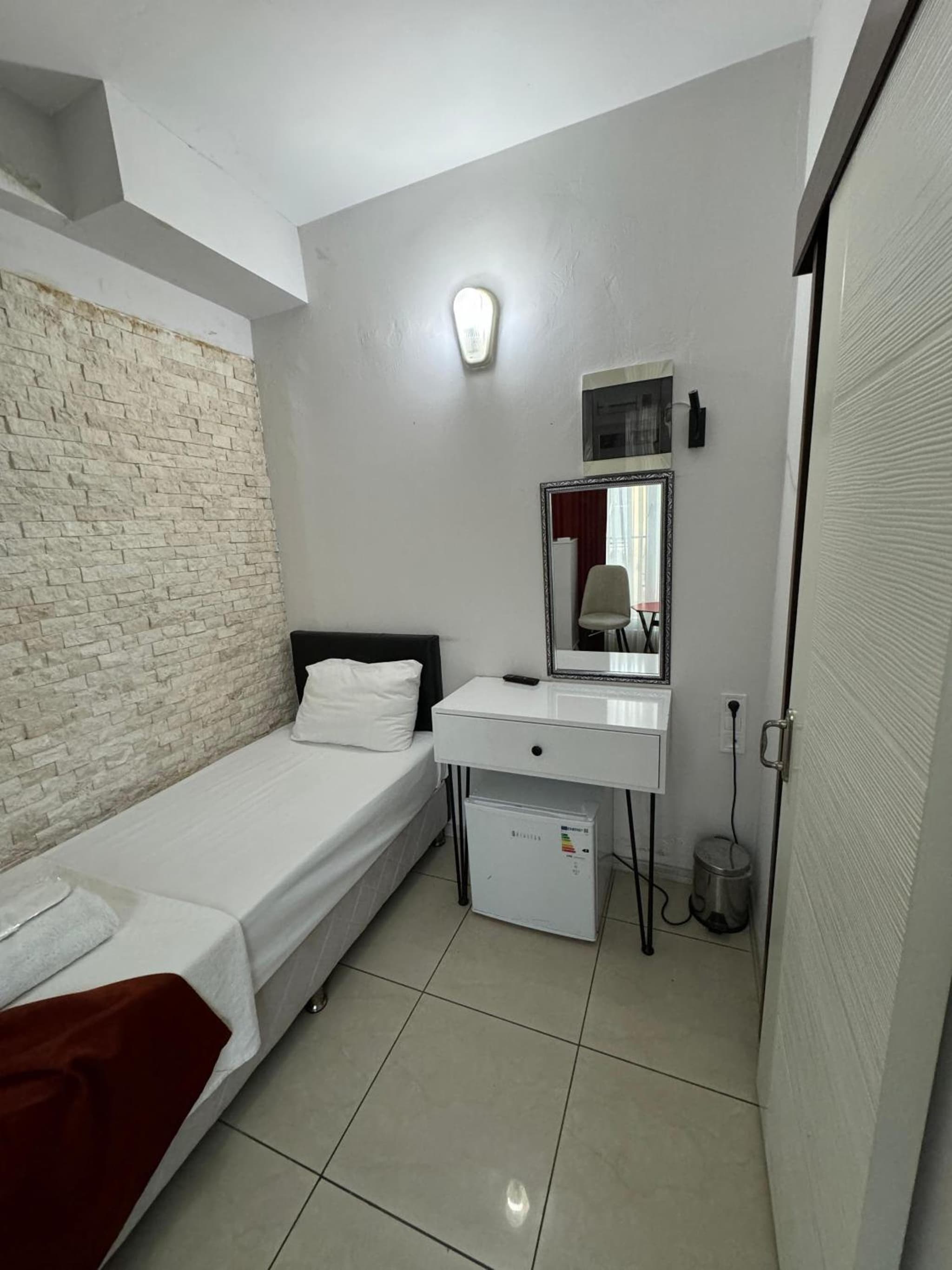 Grand Antalya Hotel - Image 1