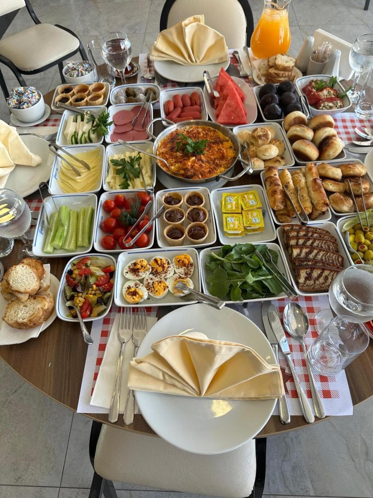 Grand Ons Otel - Image 4