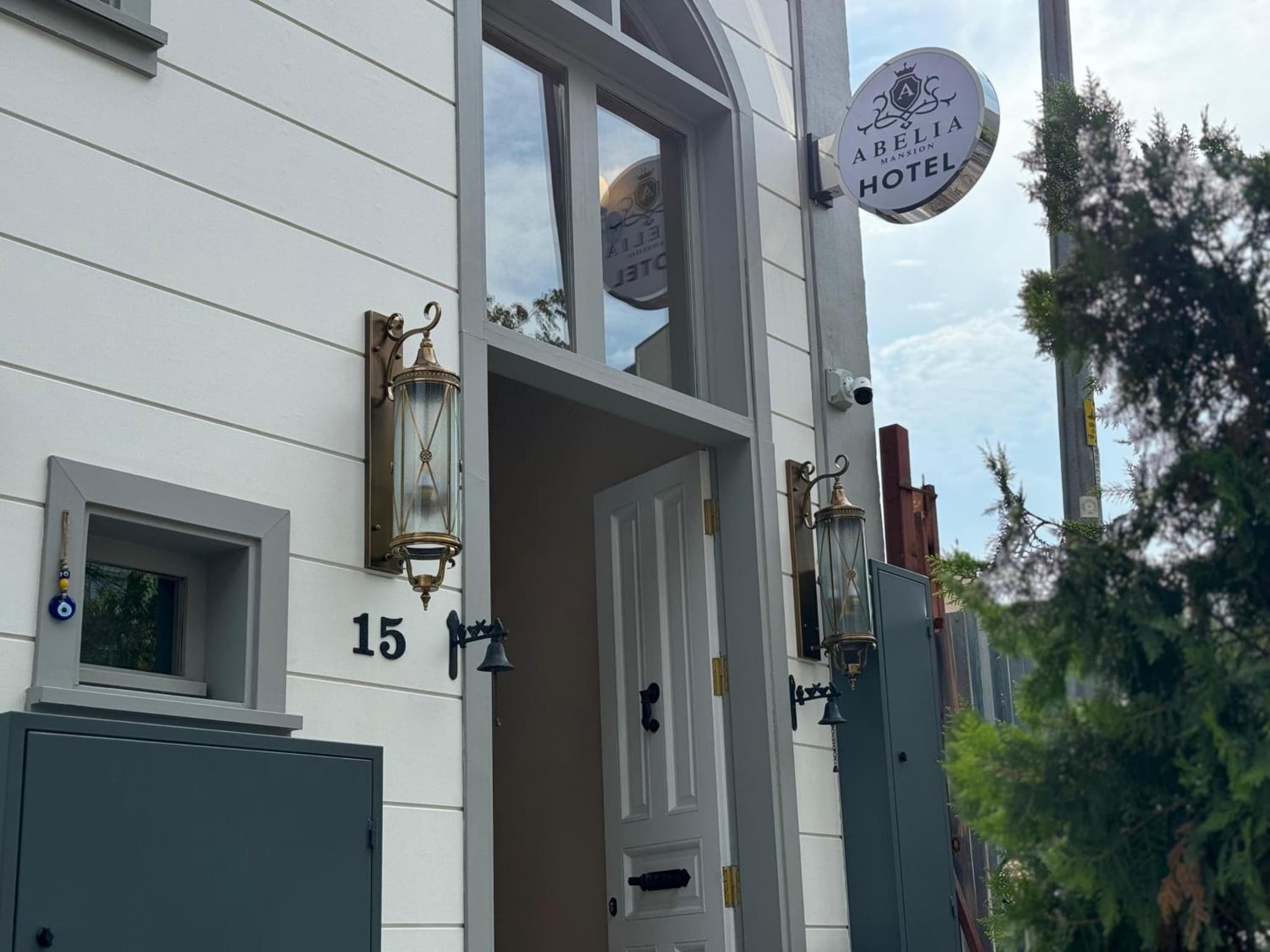 Abelia Mansion Hotel - Image 1