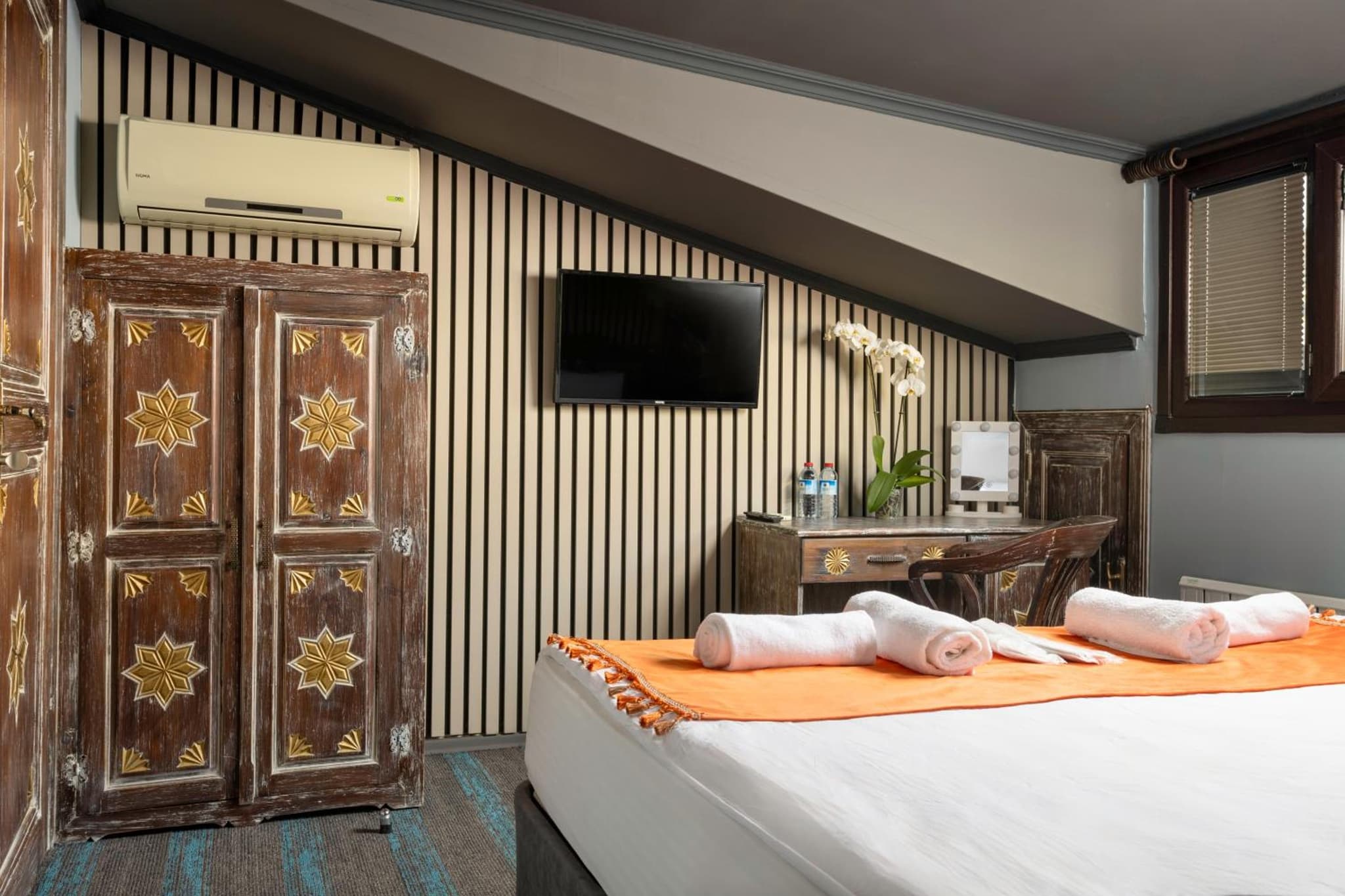 Wonder Wood Otel - Image 2