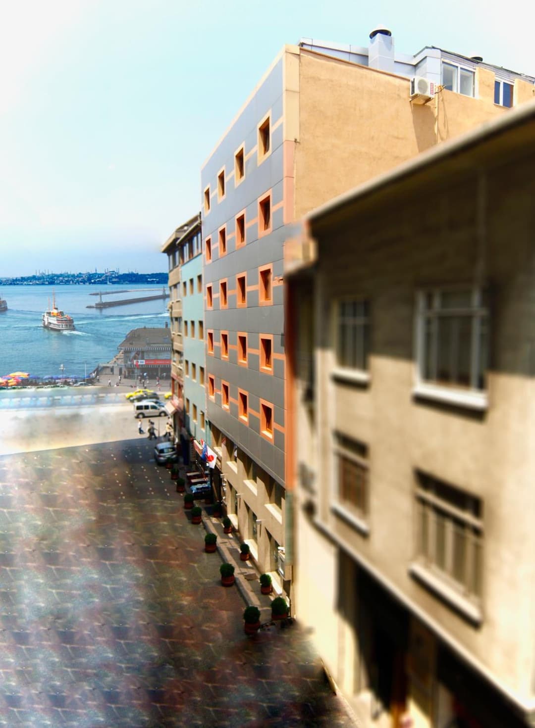 Bella Hotel