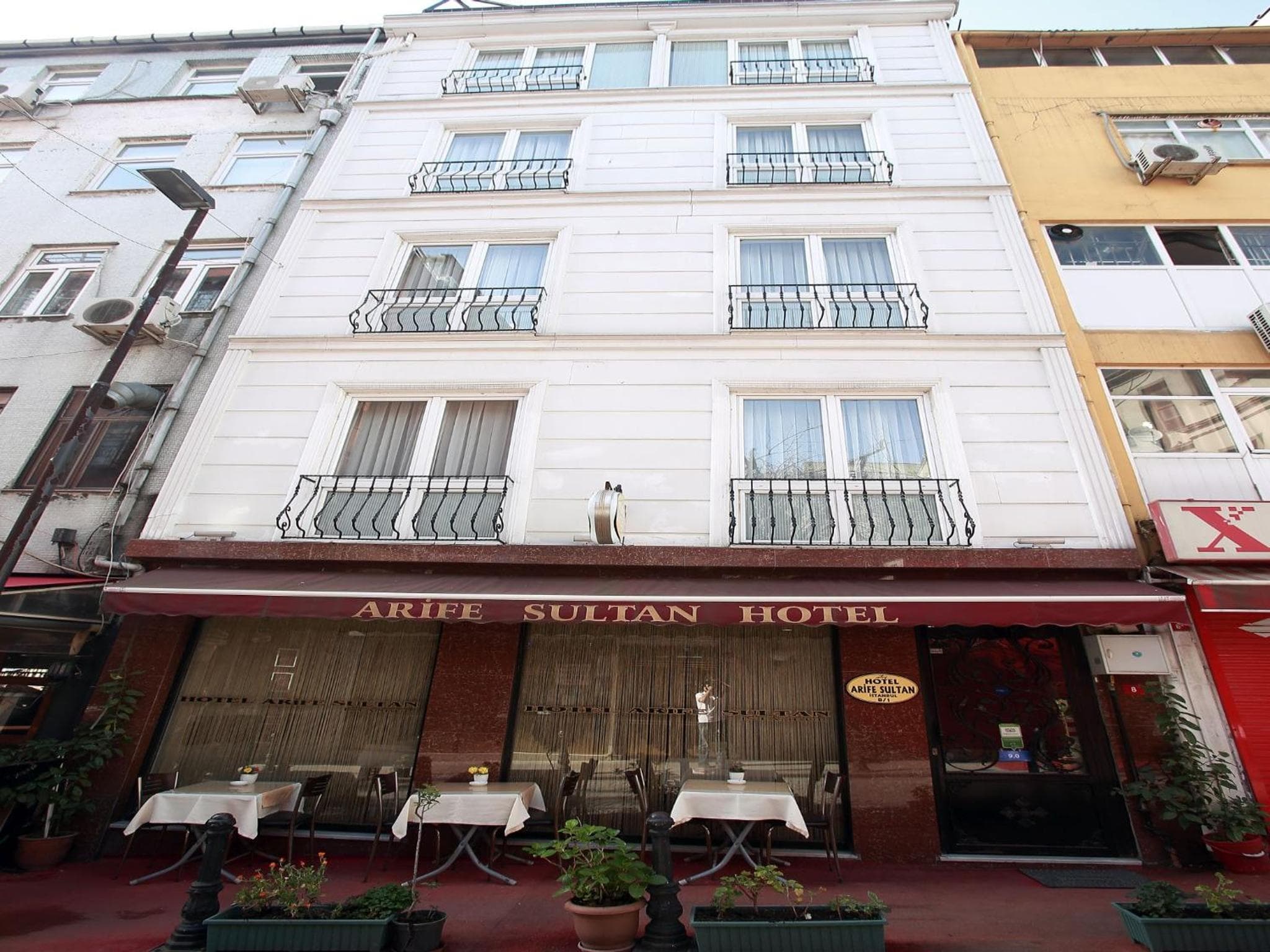 Arife Sultan Otel - Image 1