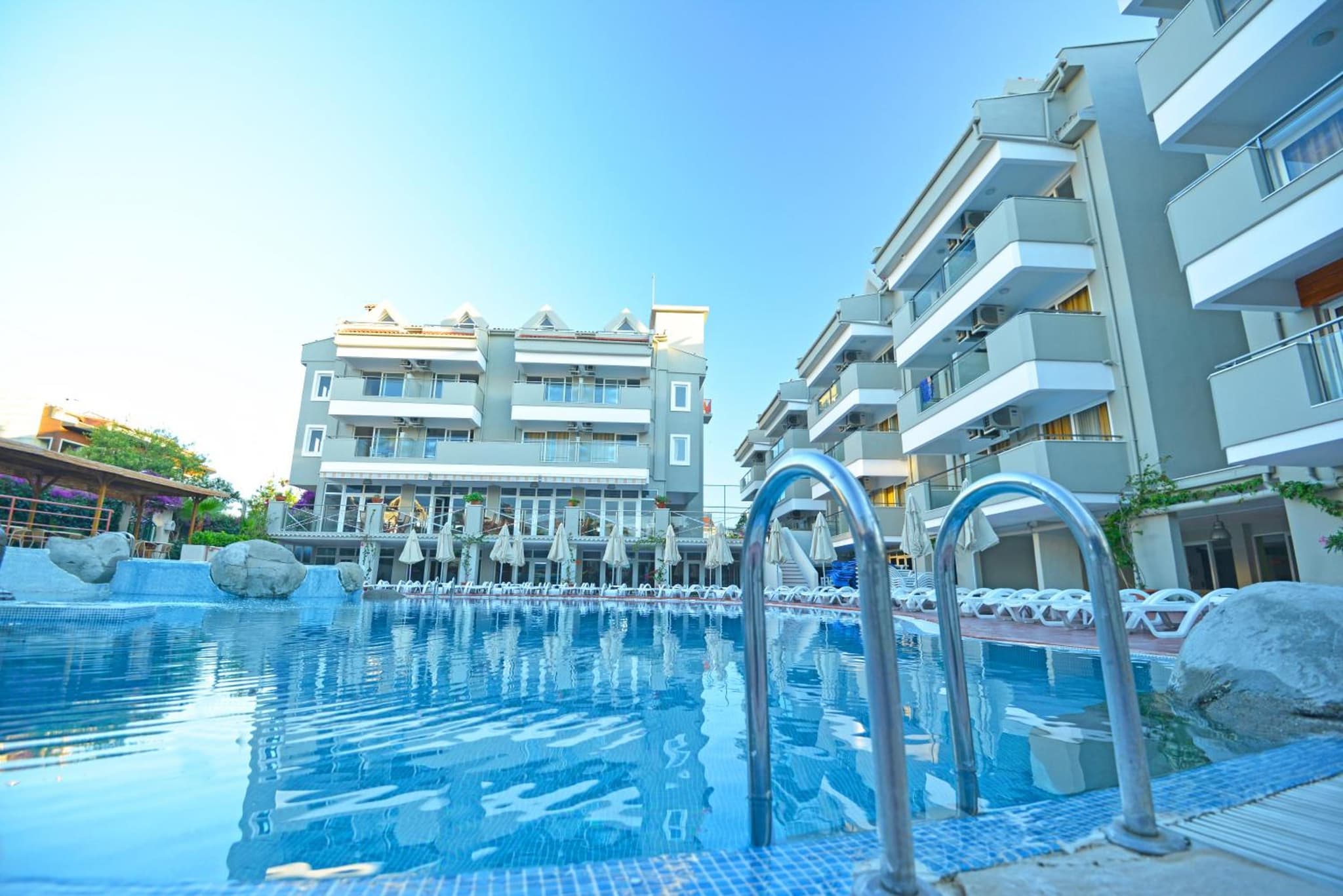 Begonville Otel - Image 2