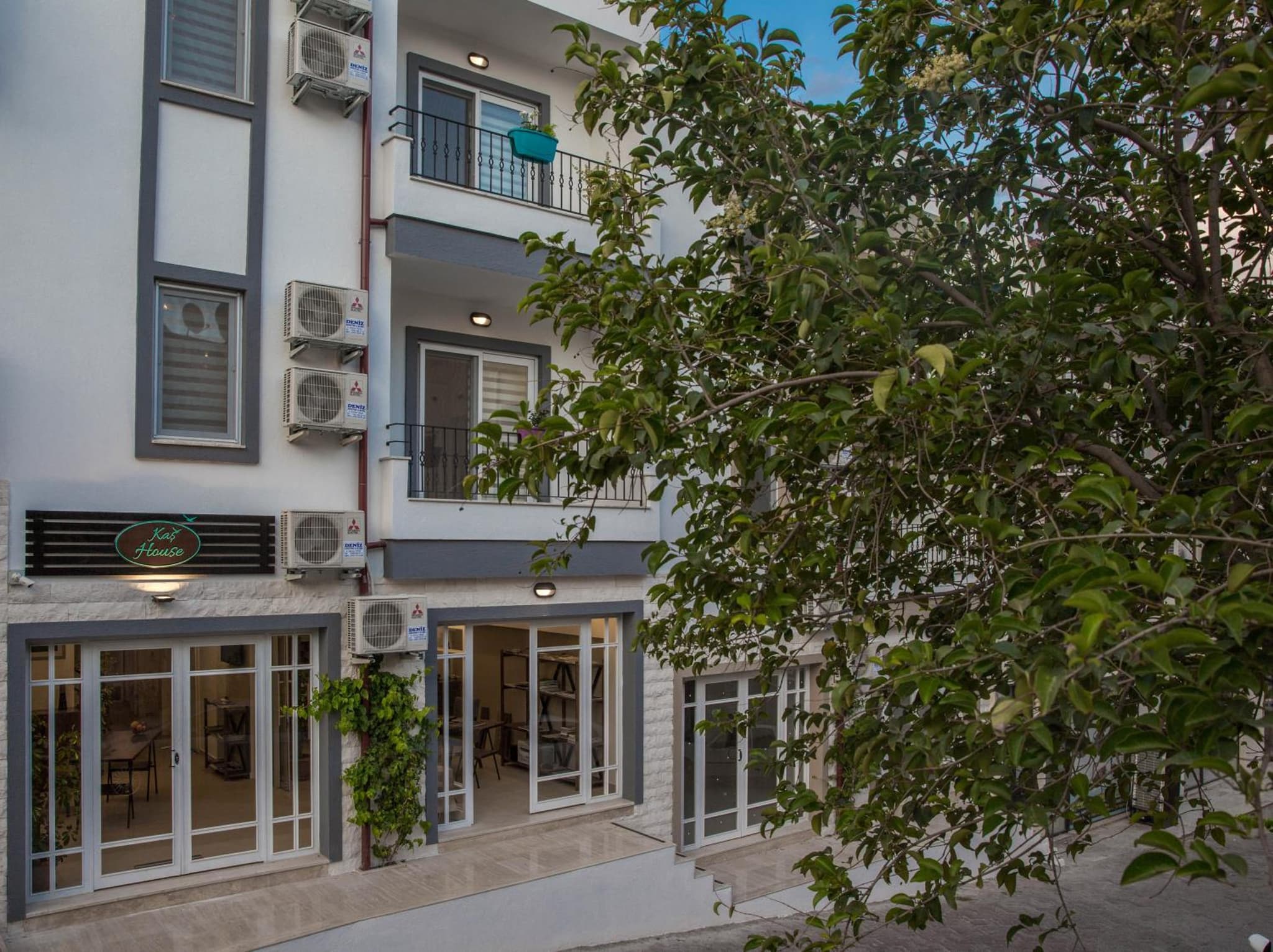 Erdem City Apart - Image 1