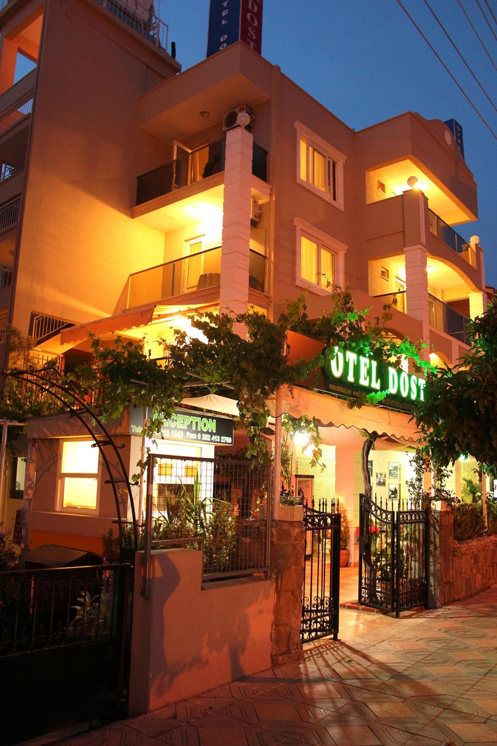 Hotel Dost - Image 1