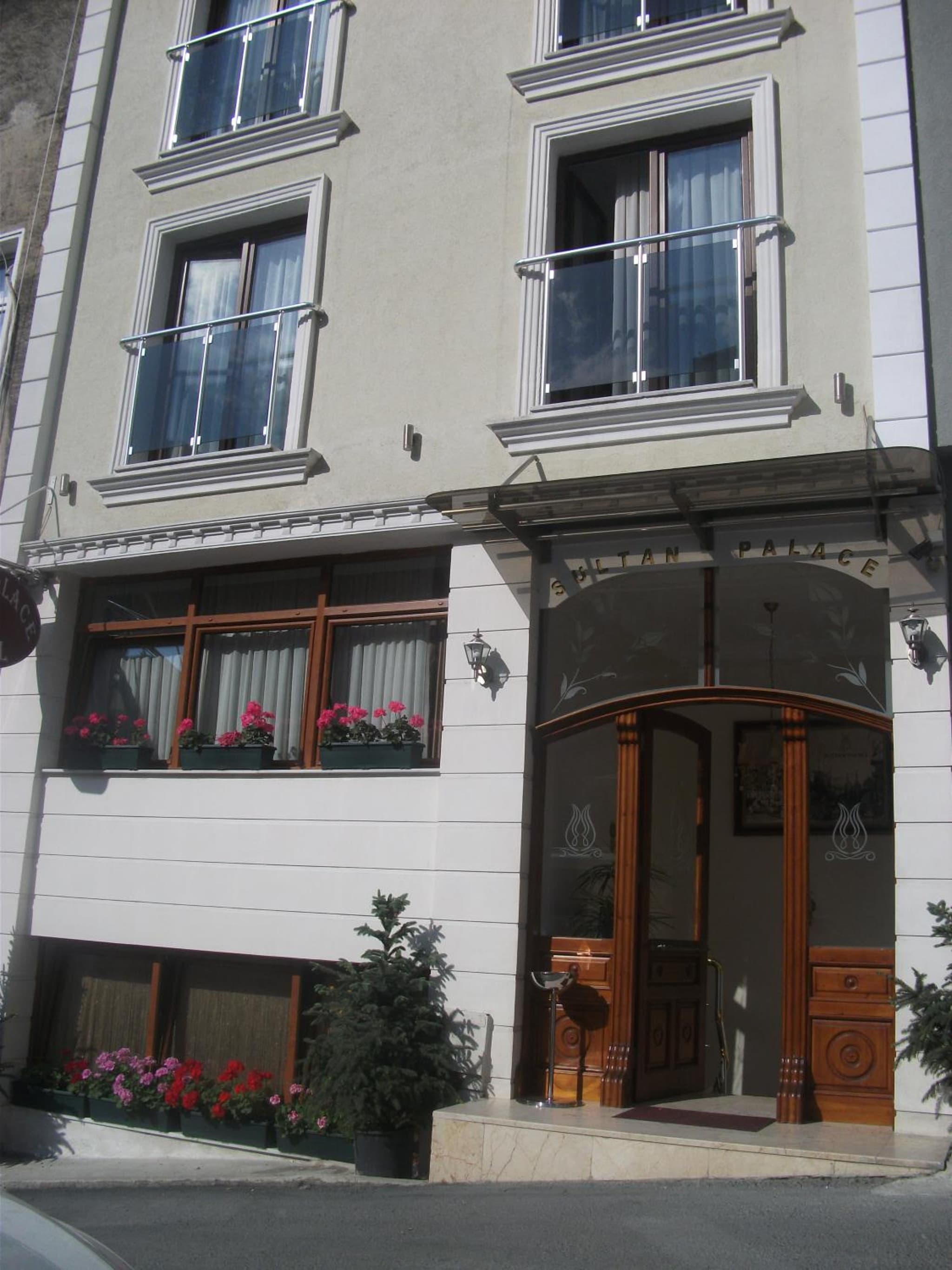 Sultan Palace Hotel - Image 3