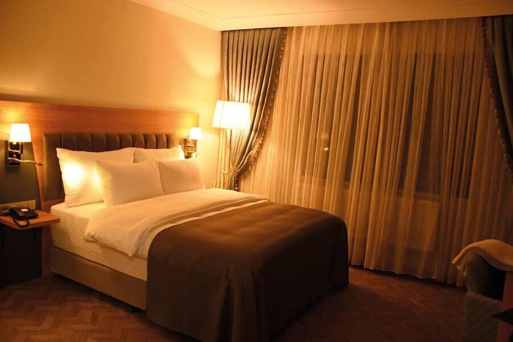 Ak Life Otel & Suit - Image 3