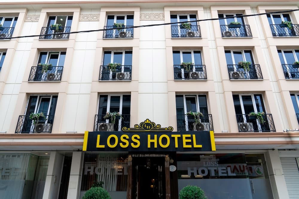 Loss Hotel - Image 1