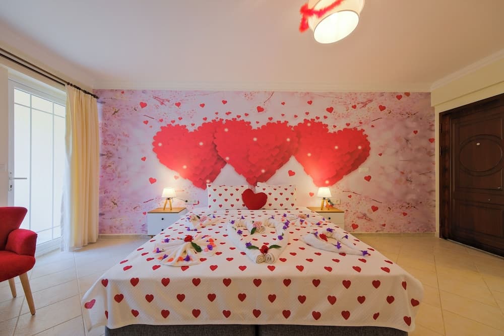 Larimar Suite Otel - Image 3