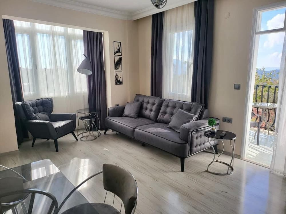 Carrington Suites Otel - Image 3