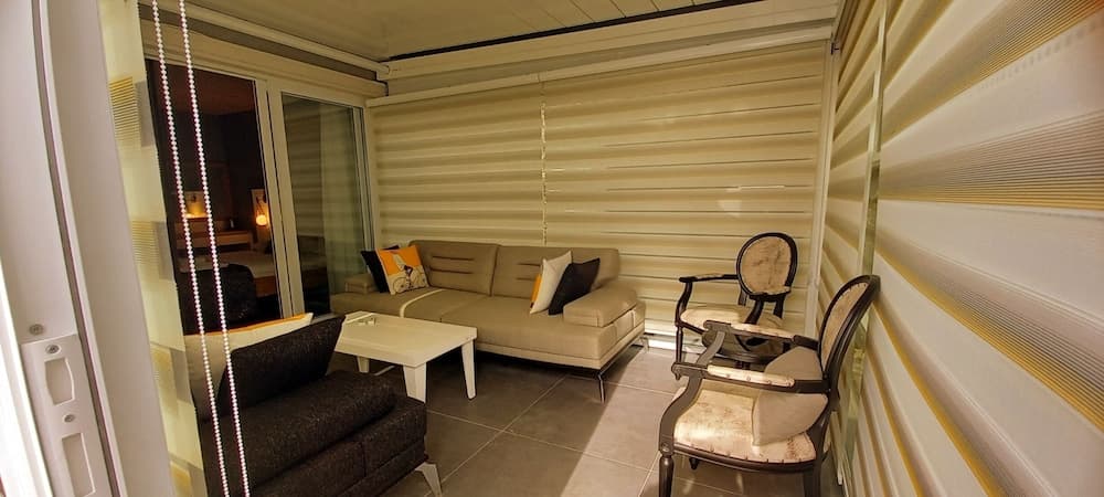 Un Amor Otel (+16) - Image 2