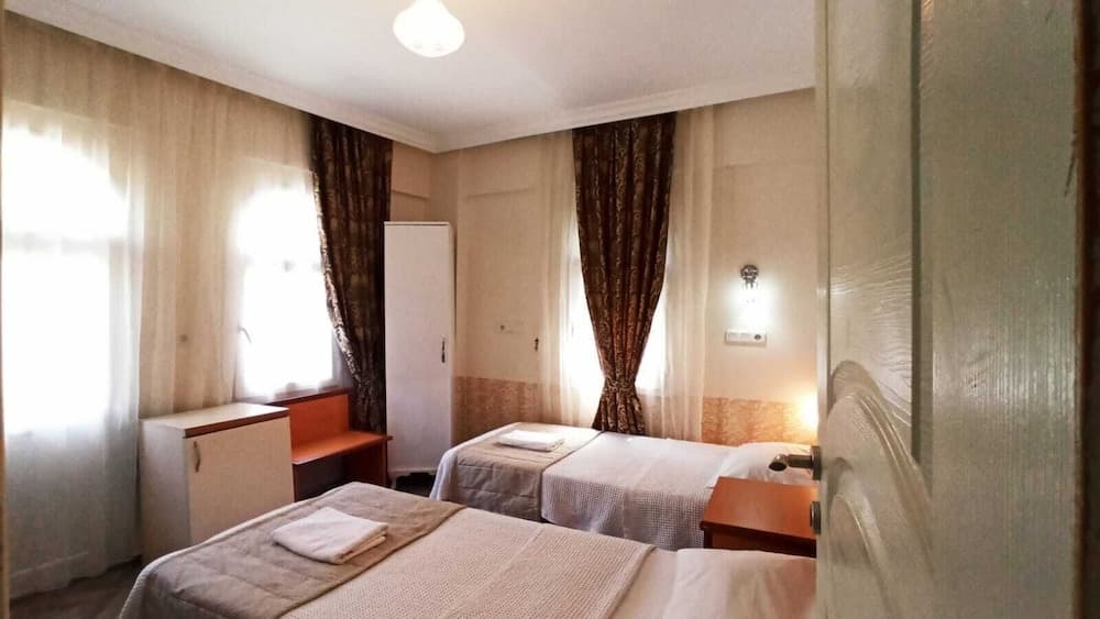 Ideal Pansiyon - Image 1