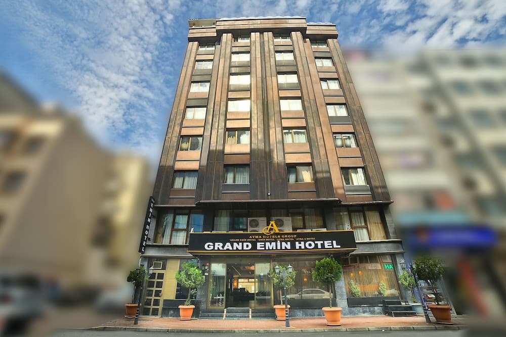 Grand Emin Otel - Image 1