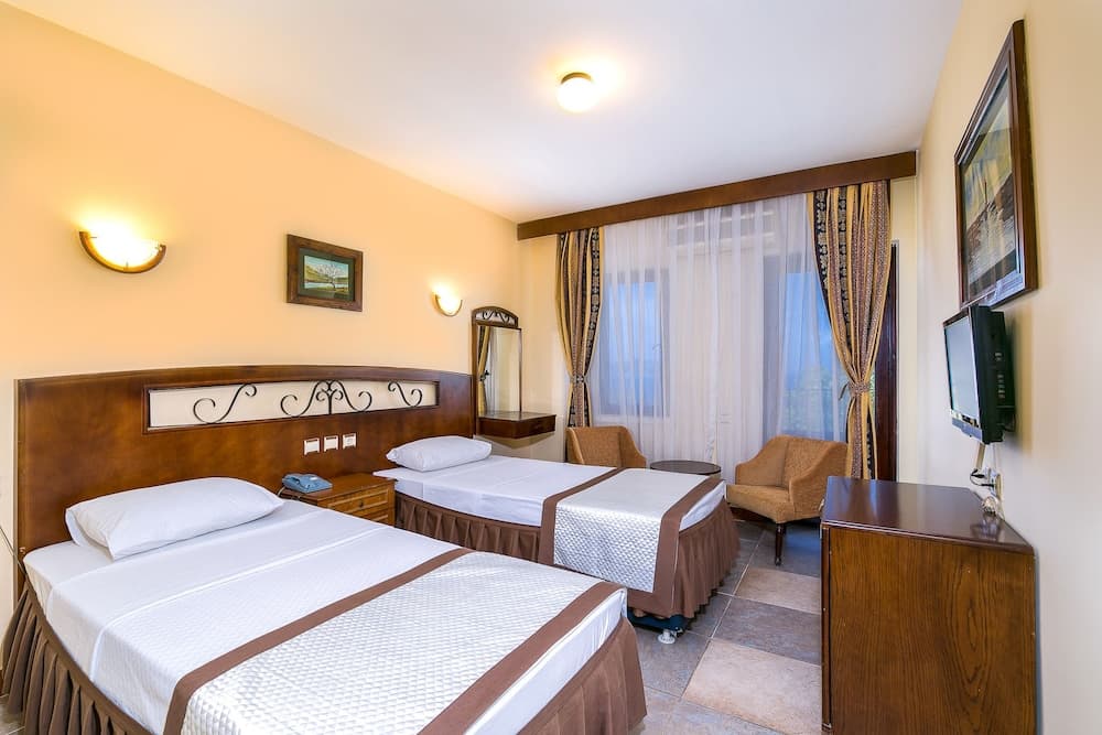 Hotel Club Phellos - Image 3