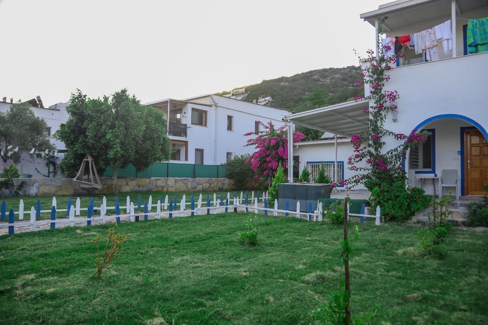 Yalıyanı Pansiyon - Image 2