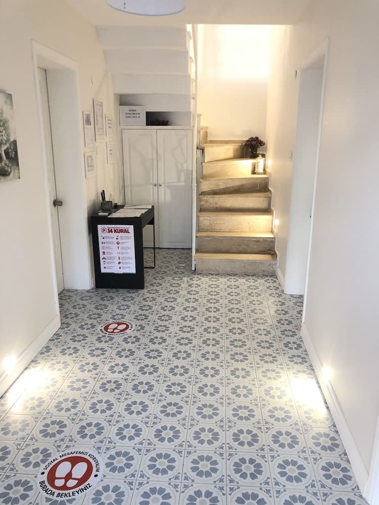 Bozcaada Kırlı Otel - Image 2