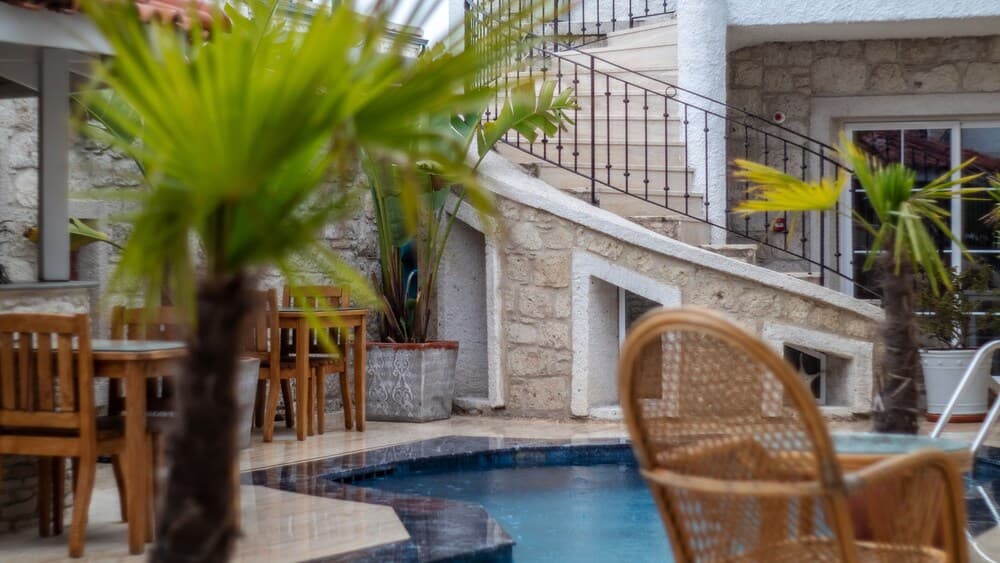 Avlu Alacati Butik Otel - Image 3