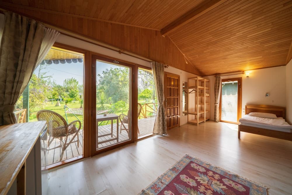 Etenna Beach Bungalows - Image 2