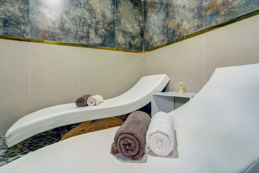 Avlion Hotel - Image 4