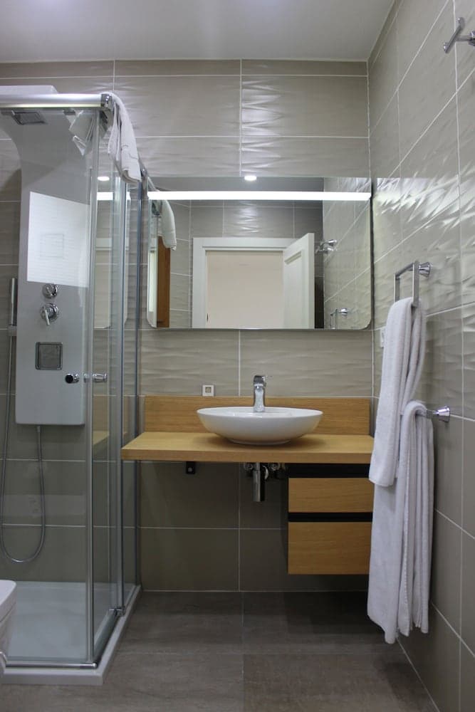 Club & Otel Letoonia - Image 4