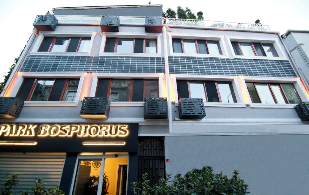 Roof Halic Otel - Image 1