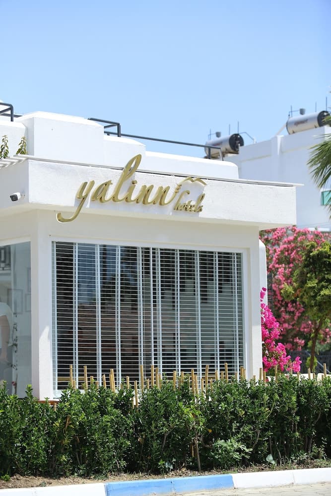 Yalinn Hotel - Image 1