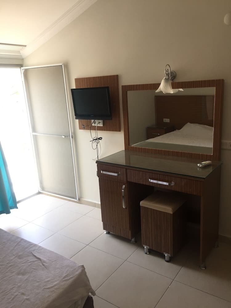 Mediterranean Apart Otel - Image 2