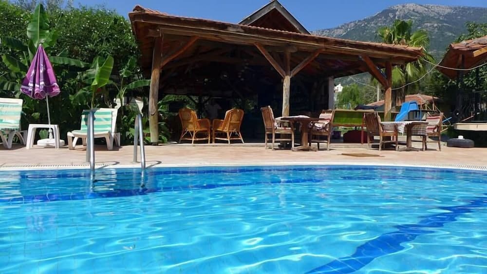 Sonmez Otel - Image 1
