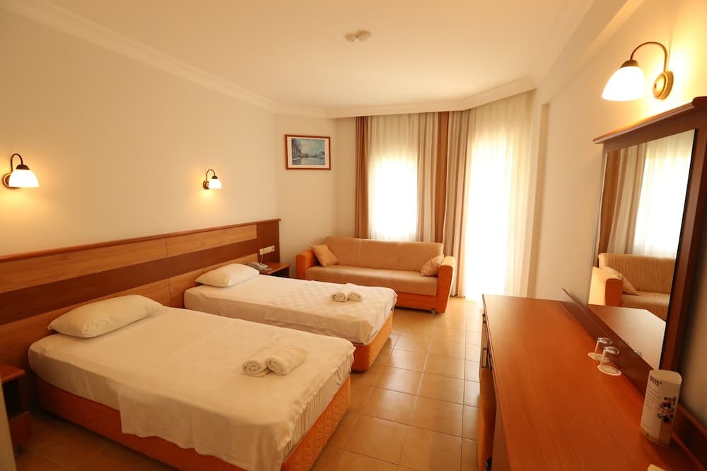 Mavruka Hotel - Image 4