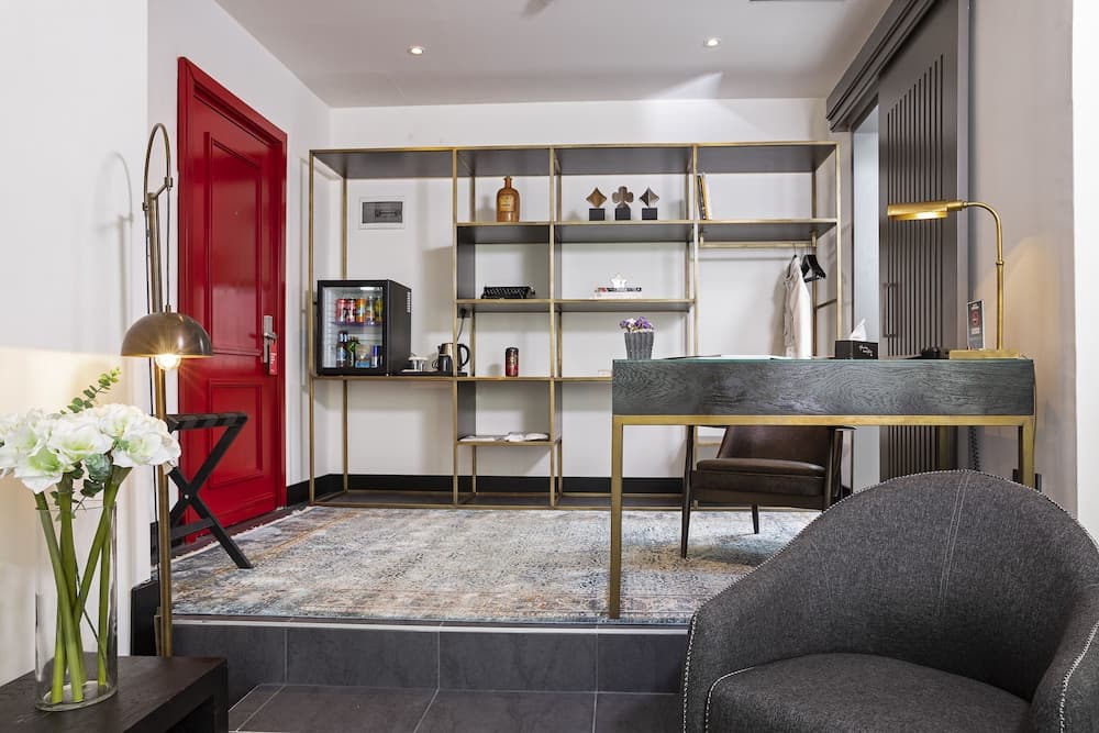 Nabu Hotel - Image 2