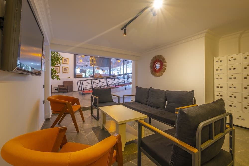 Akdeniz Beach Hotel